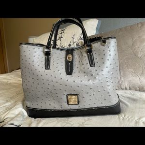 Dooney & Bourke Perry satchel